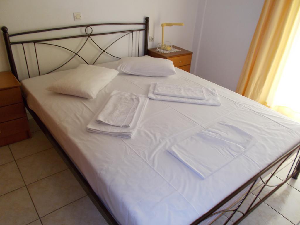 Helios&Thalassa Rooms Лутра-Едіпсу Екстер'єр фото